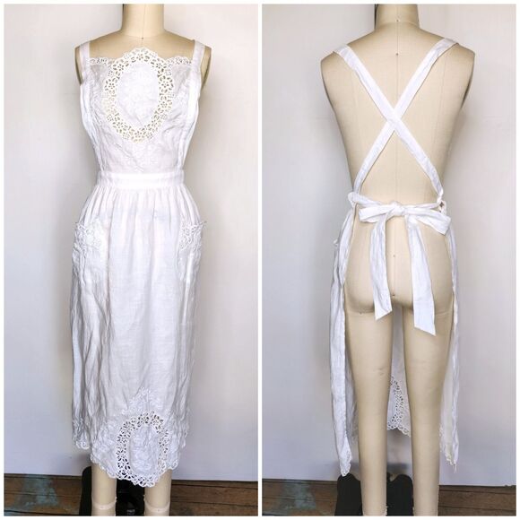 White LINEN Embroidered Apron - Cross Back - Cottage French Country Kitchen 50s - Picture 1 of 10
